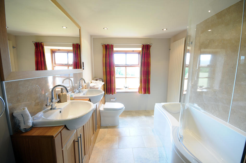 Green Bank Farmhouse Lancaster Room photo